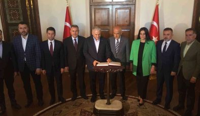 Bakan Kirişci ve AK Parti Genel Başkan Vekili Yıldırım Adana’da