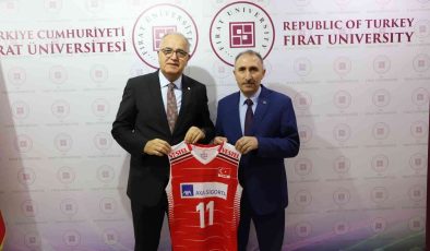 TVF Başkanı Üstündağ, rektör Göktaş ile bir araya geldi