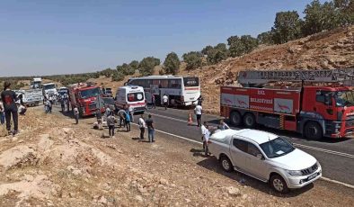 Şırnak’ta yolcu otobüsü ile otomobil çarpıştı: 1 ölü, 12 yaralı
