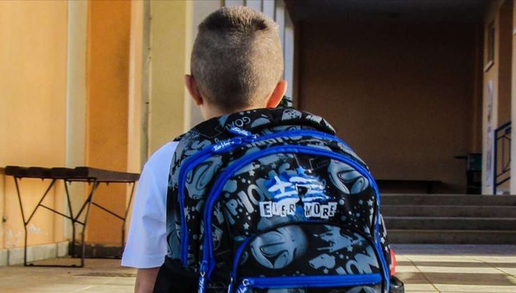 Uzmanlar uyardı: Çocukların okul çantası, ağırlıklarının yüzde 10’unu geçmemeli